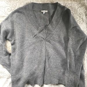 Madewell V-neck sweater 🐏